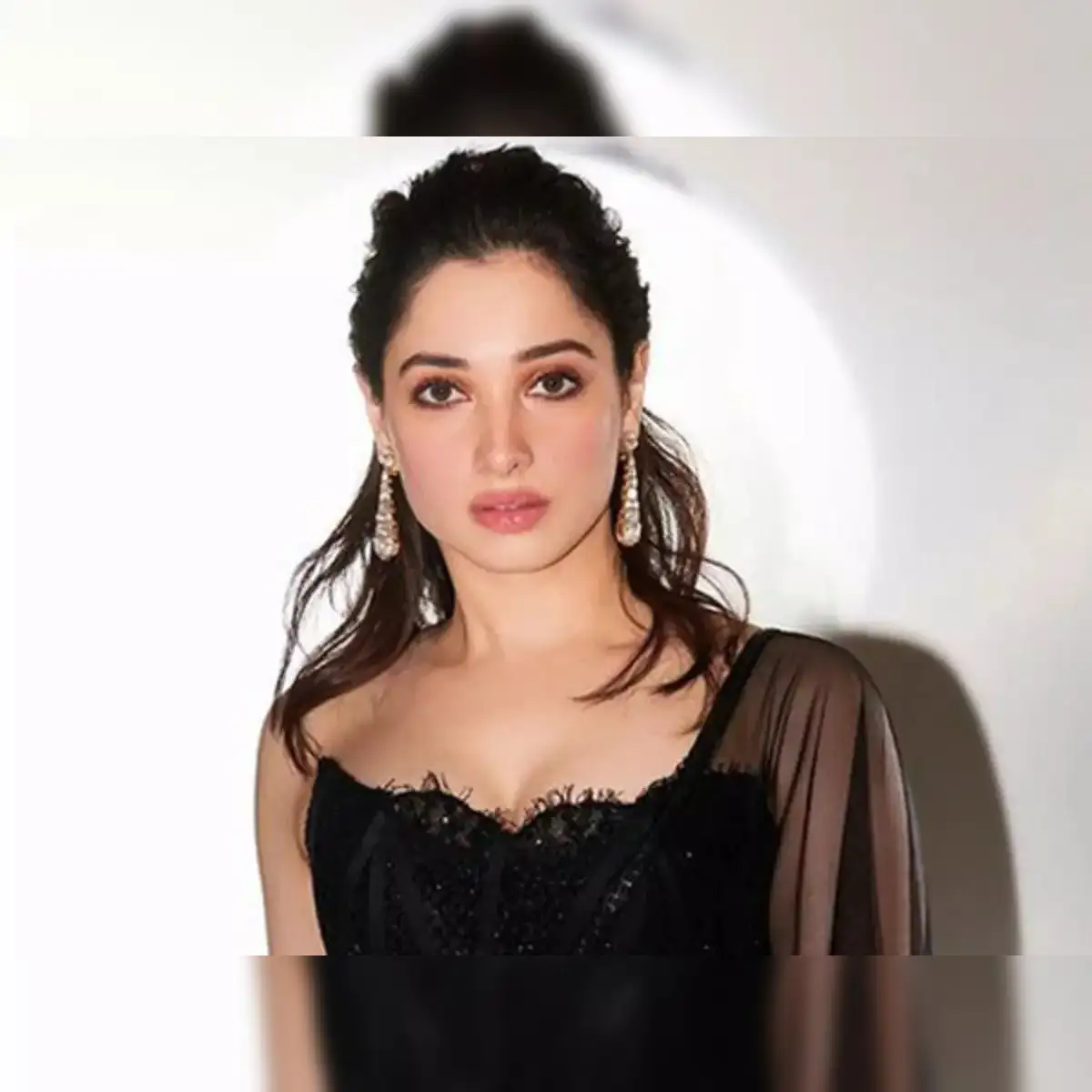 Tamanna Bhatia jinsiy aloqa