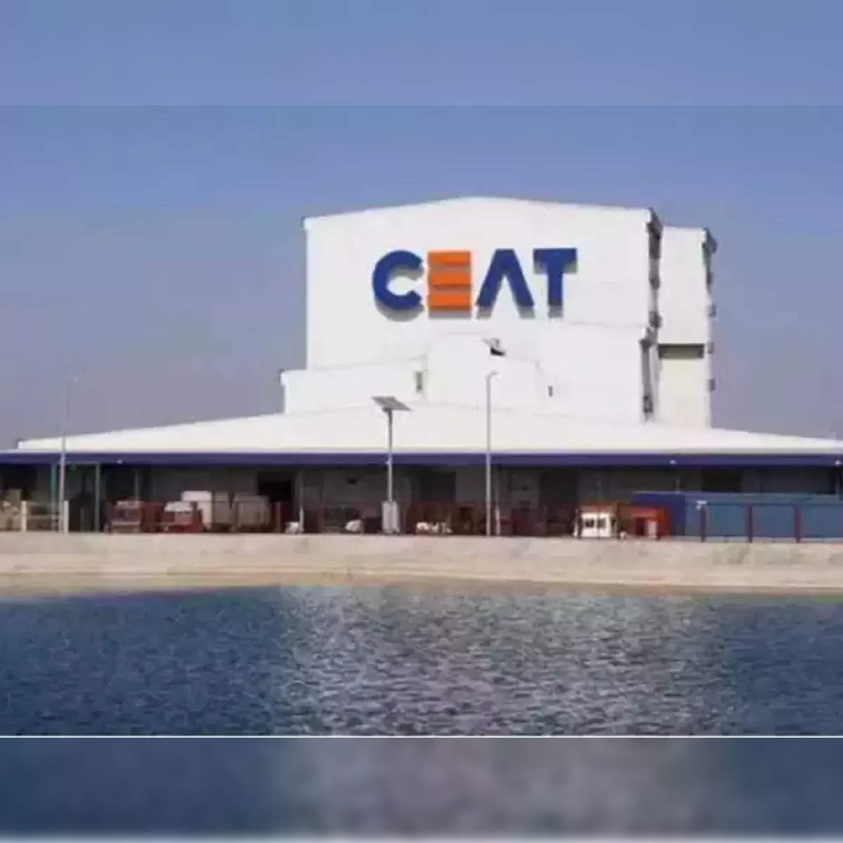 Ceat-logo BLAKTO Performance T-Shirt India
