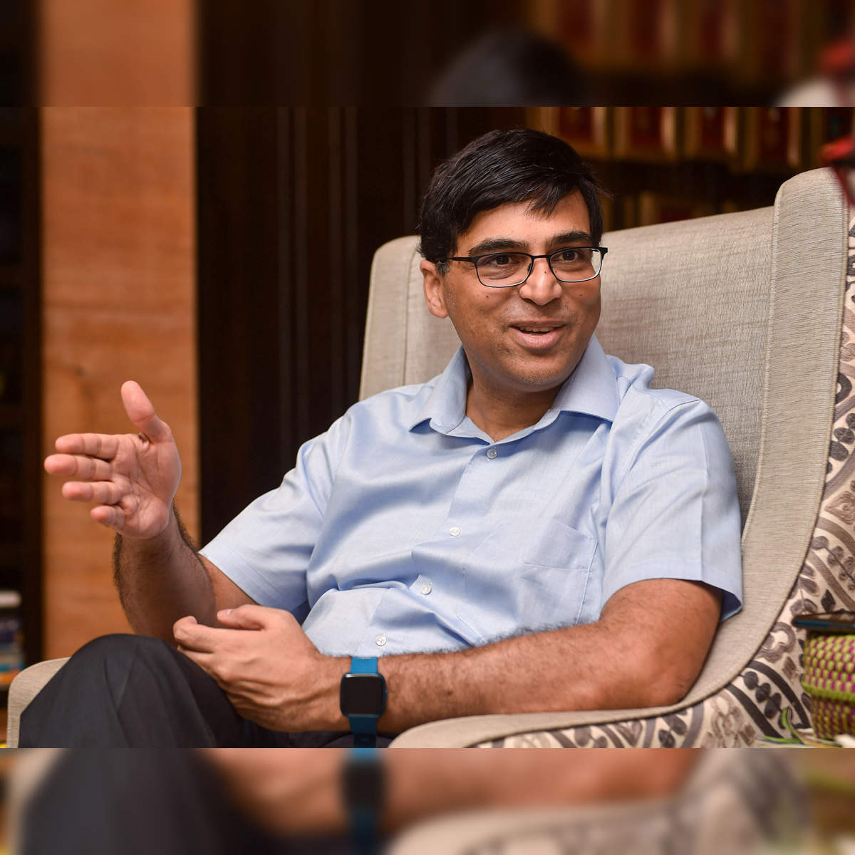 chess: For all the Chess romantics: Viswanathan Anand released his book  'Mind Masters' on Friday - The Economic Times