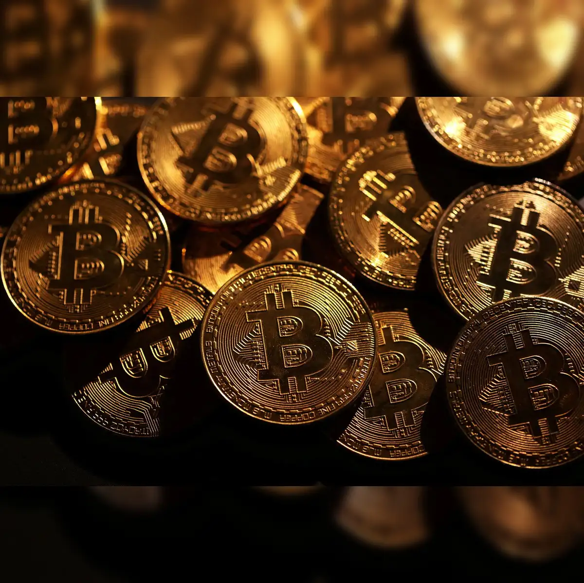 Crypto prices today: Bitcoin tops $105K on US-China trade optimism;  Altcoins mixed - The Economic Times