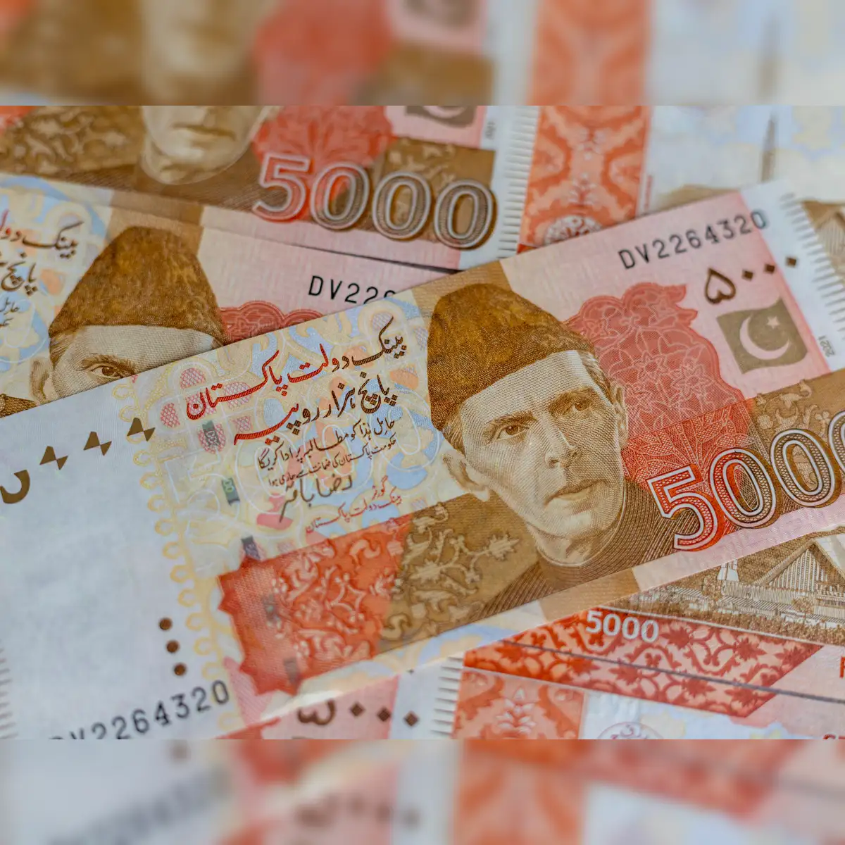 Pakistan News: Pakistan plans to procure Russian crude oil at USD 50 per  barrel - The Economic Times