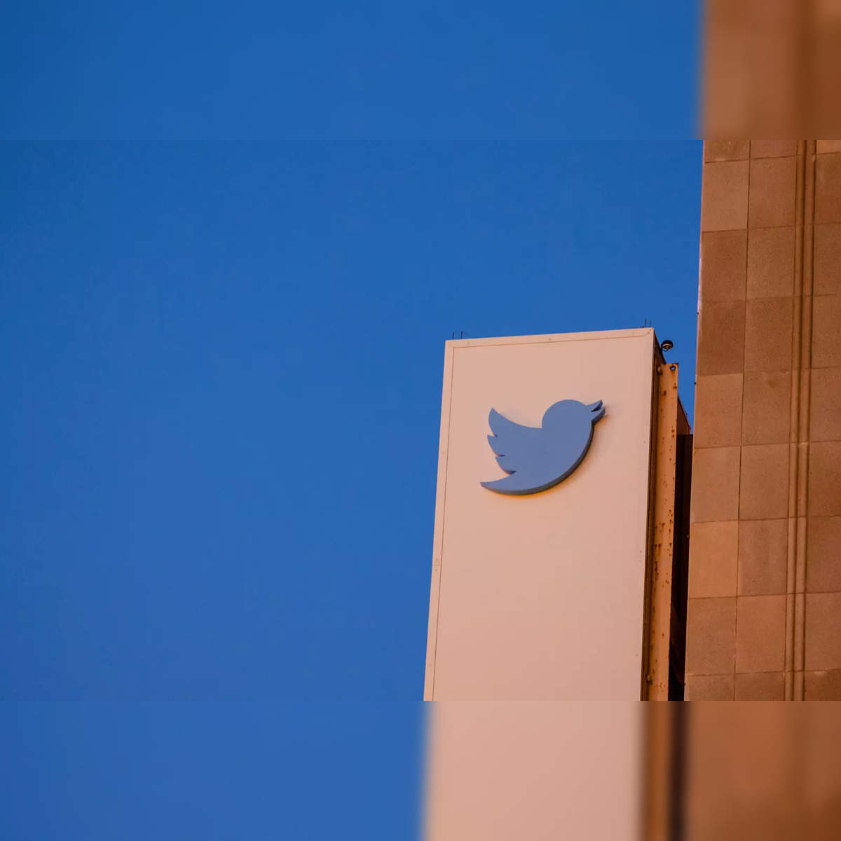 Twitter Inc: Twitter asks judge to toss out proposed sex bias class action  - The Economic Times