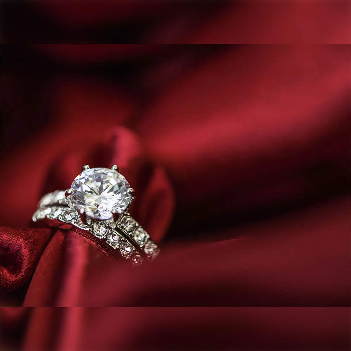 Diamond Jewellery buying guide: Buying Diamond Jewellery? Here is the guide  to choosing the right diamond for yourself - The Economic Times