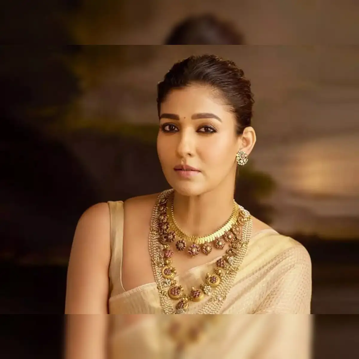 Why famous actress Nayanthara wants the Lady Superstar title to be  dropped? Read her full statement - The Economic Times