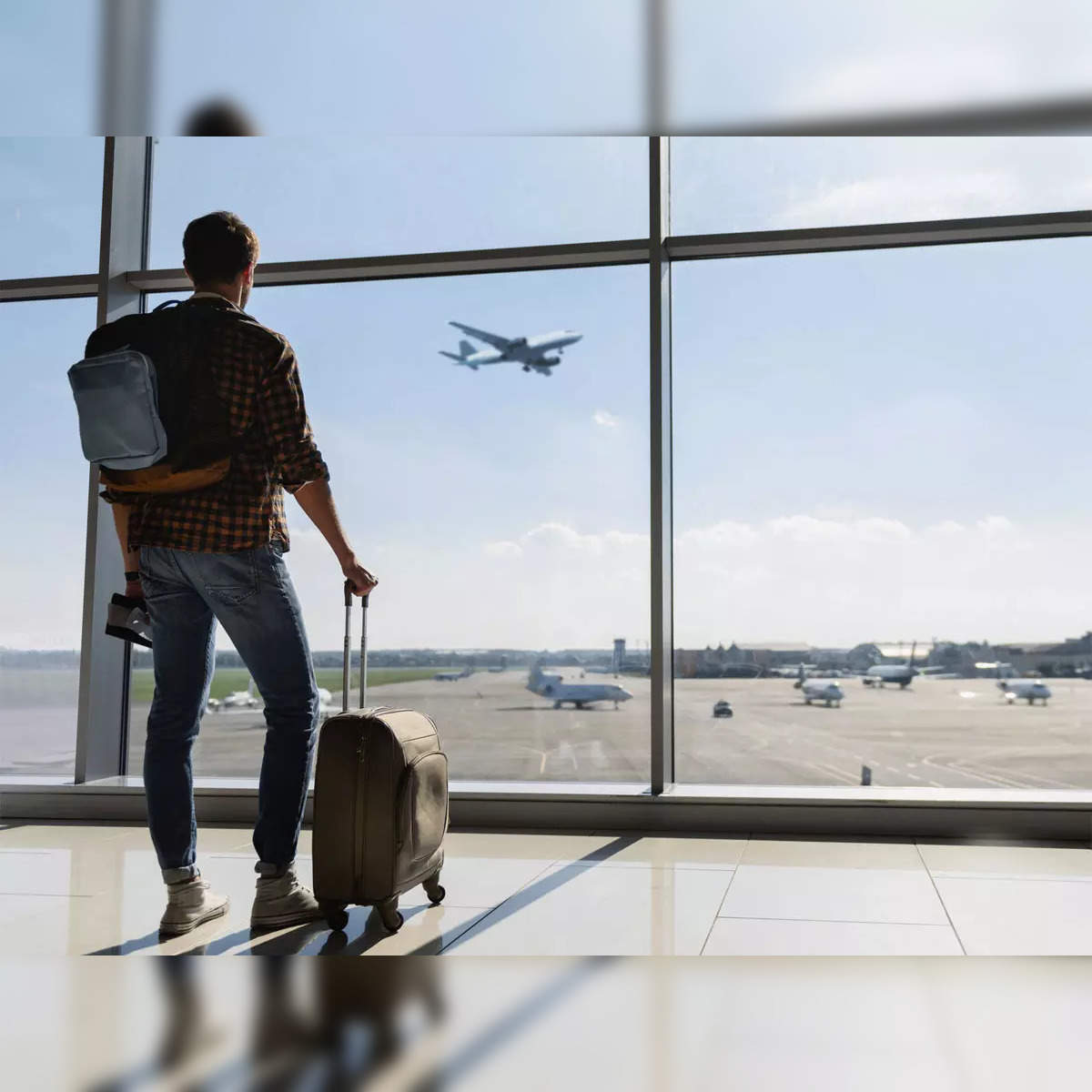 How to ensure your luggage arrives with you at the airport | Mint Lounge