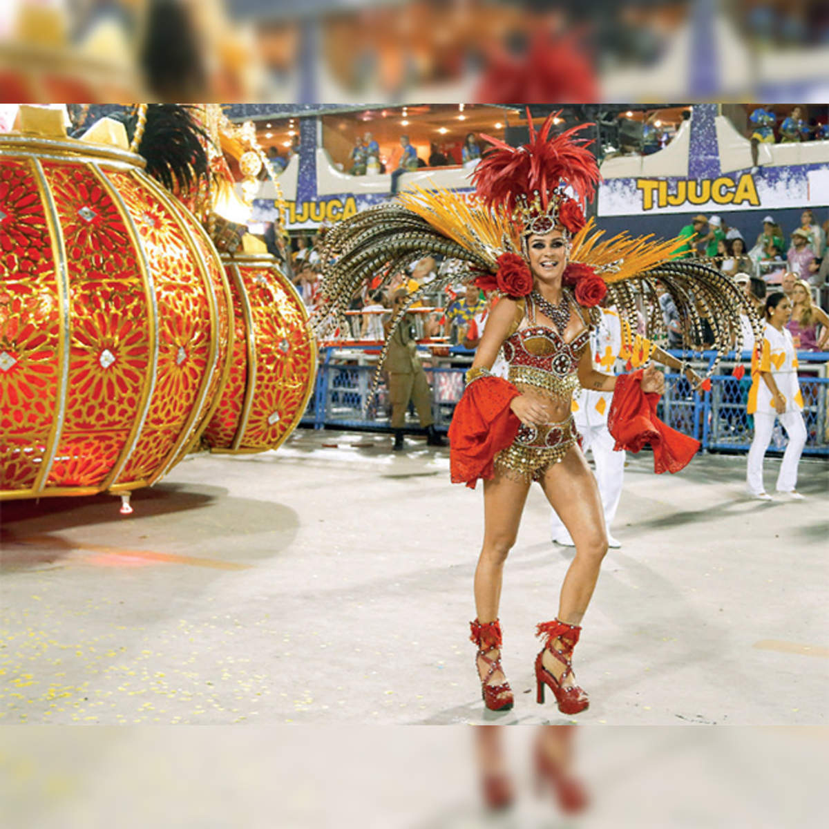 10 Cool Carnival Costume Trends for You to Have