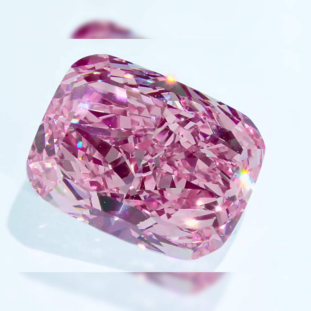 HOW TO COMPLETE EVERY TROPHY CASE FOR FREE PINK DIAMONDS! EVERY