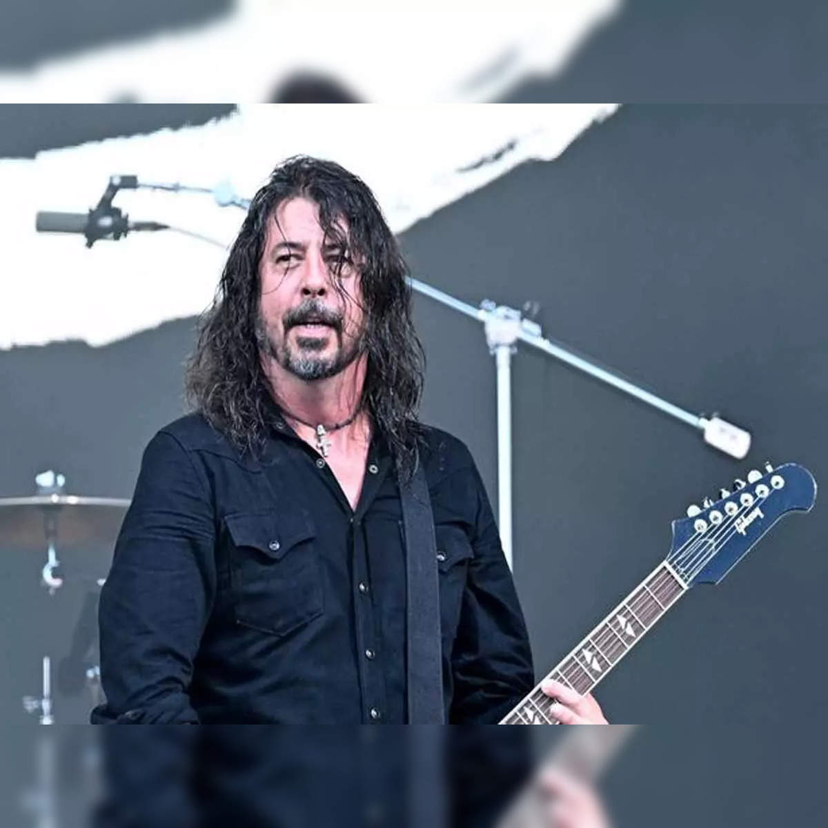 Learn to Fly Song Download by Foo Fighters – There Is Nothing Left