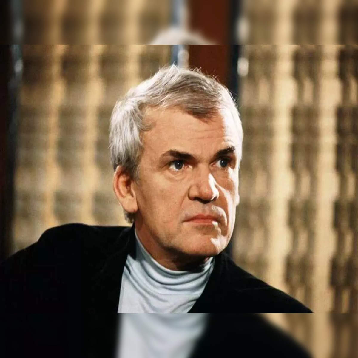 MILAN KUNDERA: The Life and Works of a Literary Maestro (Biographies of  Writers & Authors)