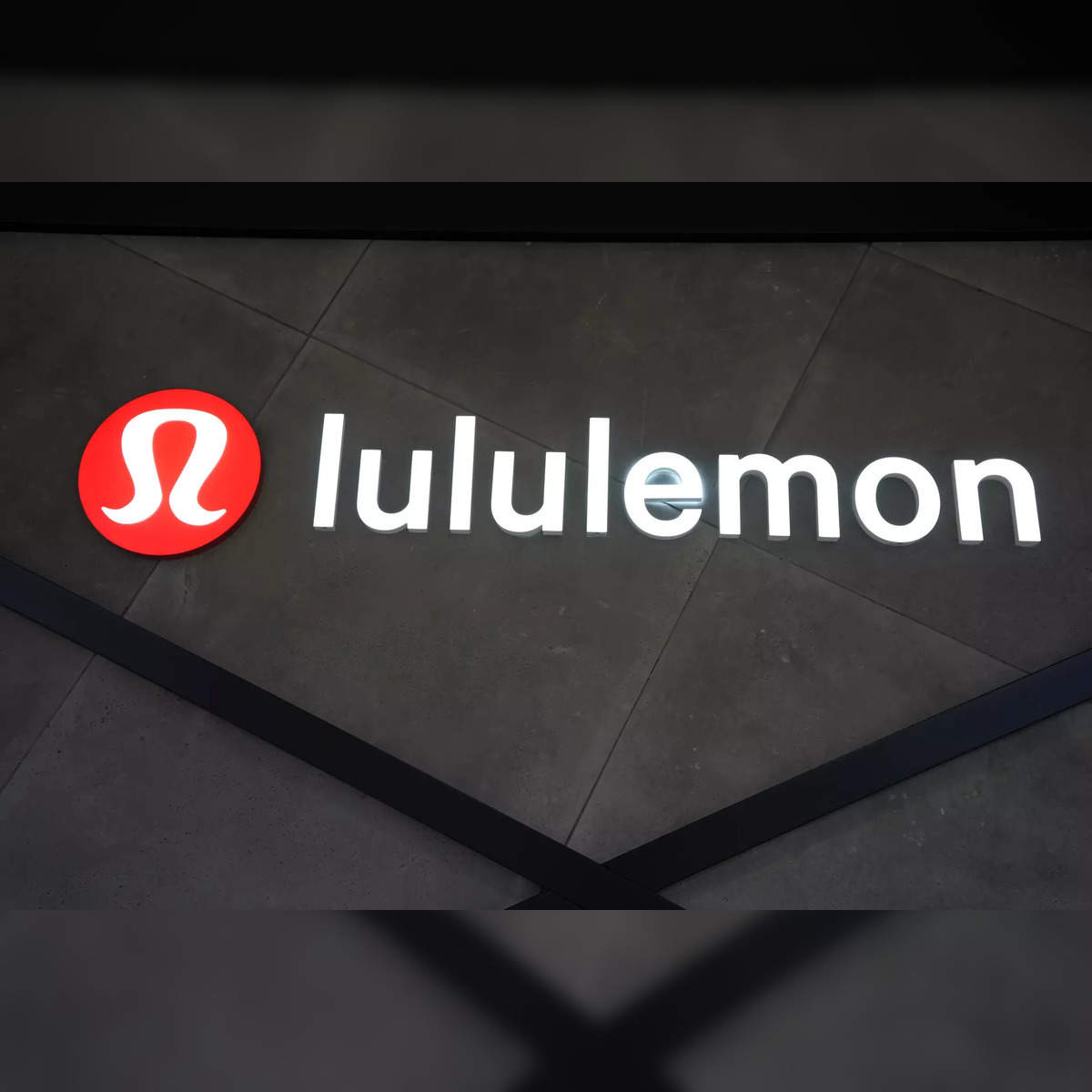Lululemon Logo History, Symbol, Meaning And Evolution