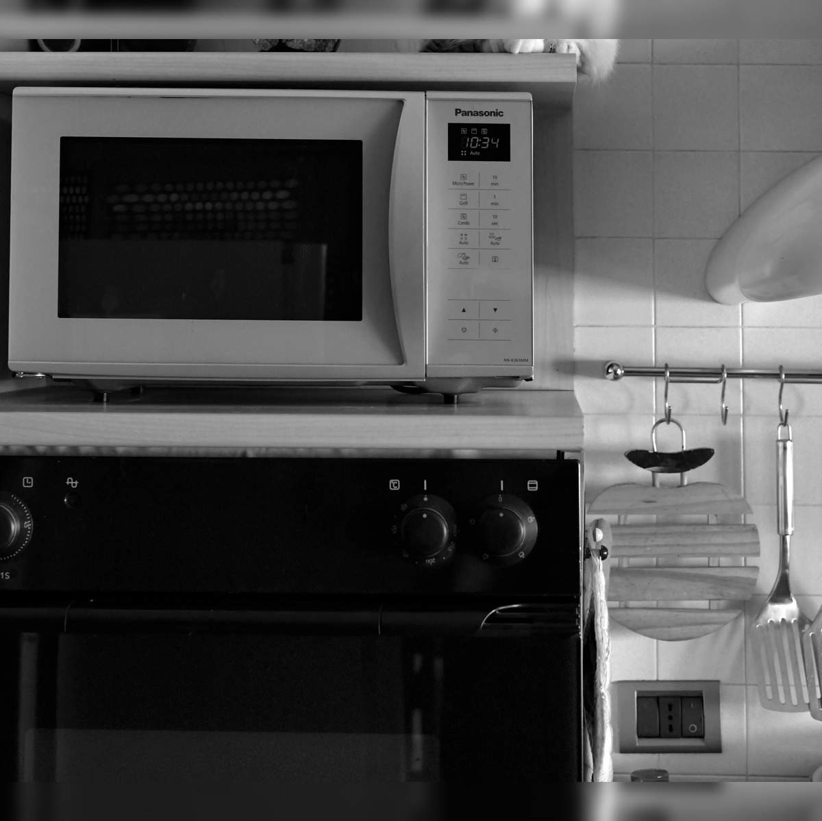 Touch panel microwaves: Top 8 models for your smart kitchen