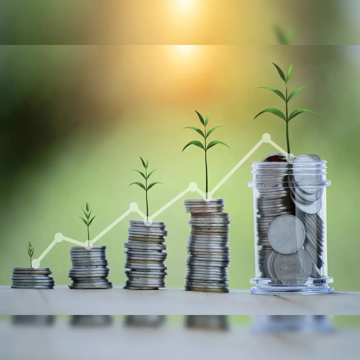 Quant Mutual Fund using cash to cherry pick smallcap stocks in falling  market - The Economic Times