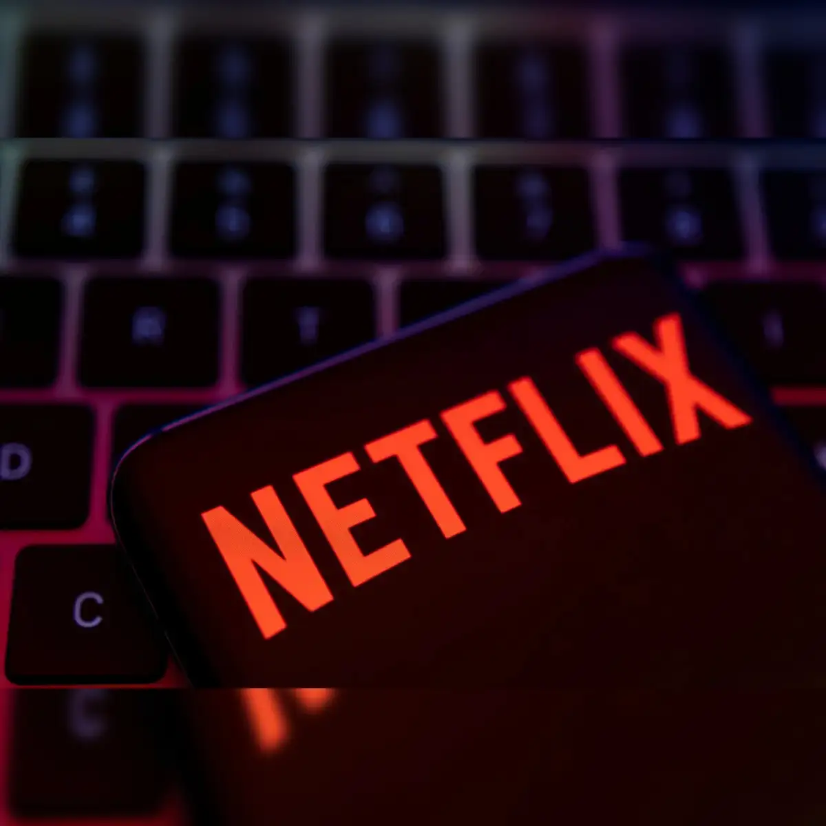 Netflix stocks: Netflix share price: Is it right time to buy NFLX stocks?  Check Netflix earnings report release time - The Economic Times