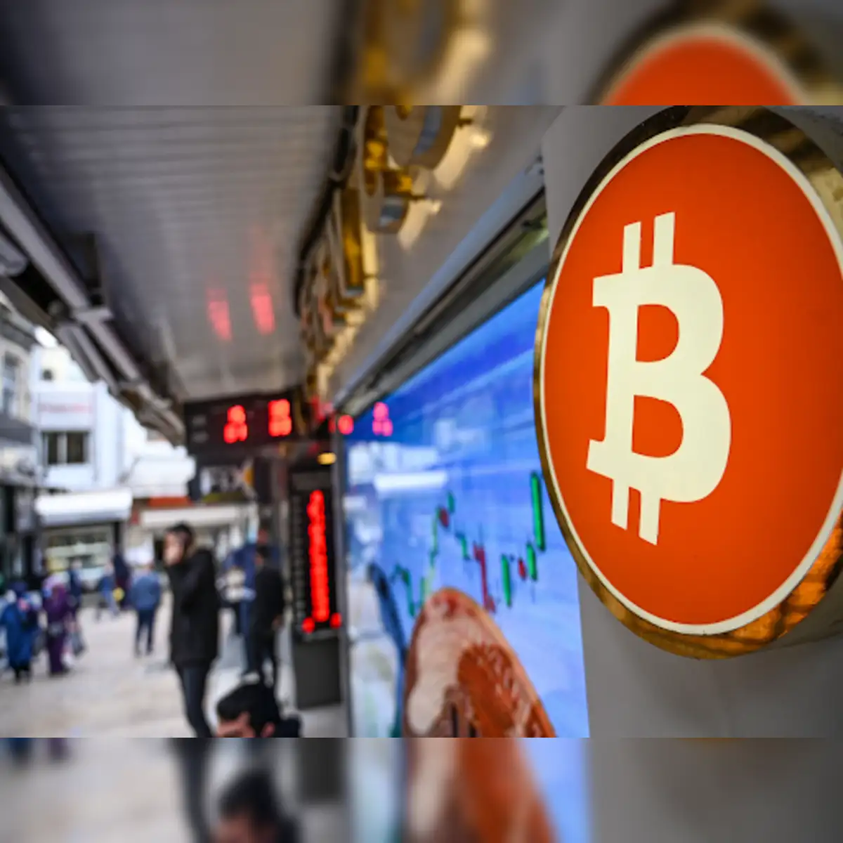 Bitcoin: Bitcoin breaks $50,000 for first time since 2021 - The Economic  Times