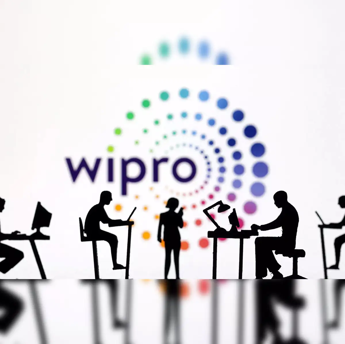 wipro-wipro-partners-with-intel-foundry-for-chip-innovation-tech-the-economic-times