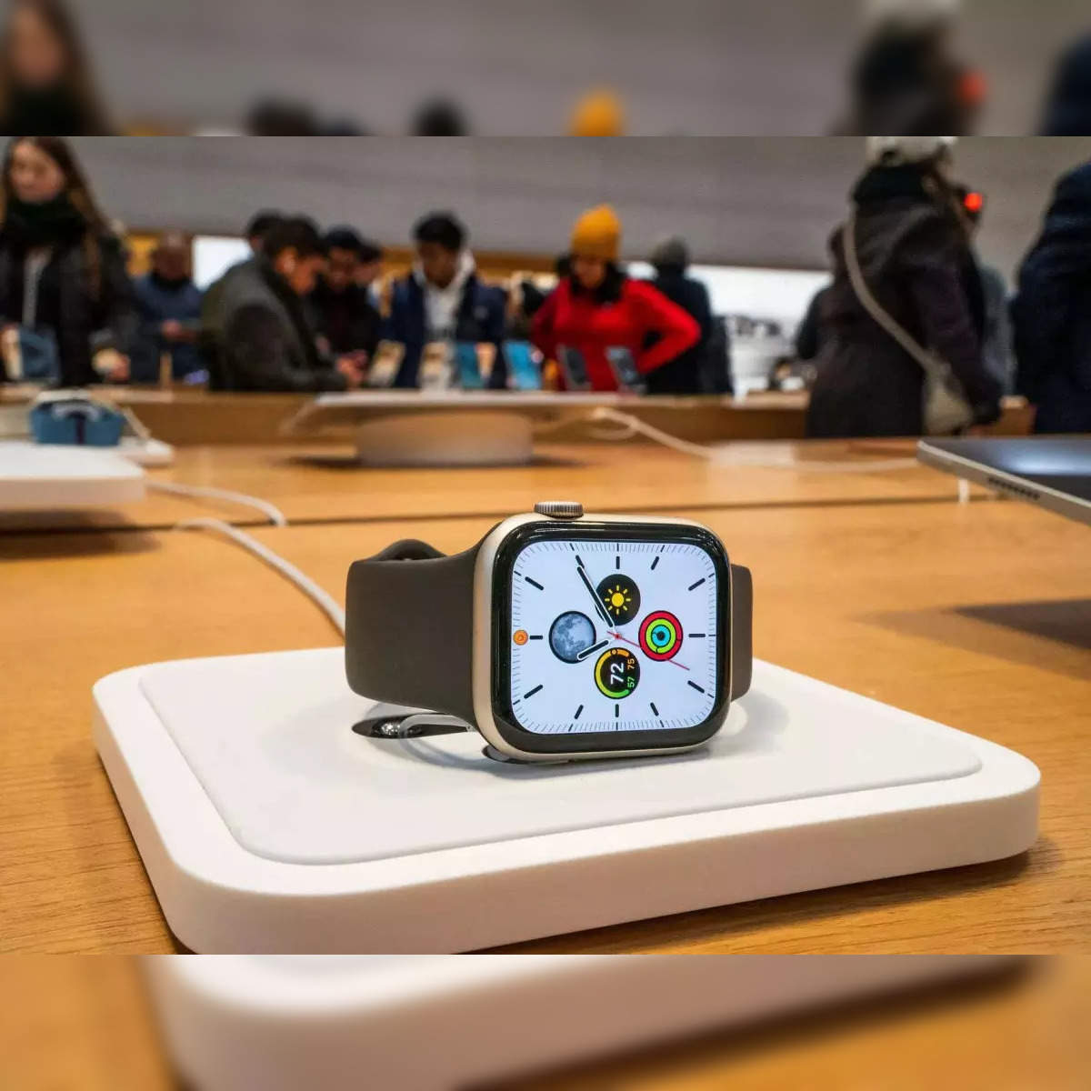 Apple watch 5 discount features and benefits