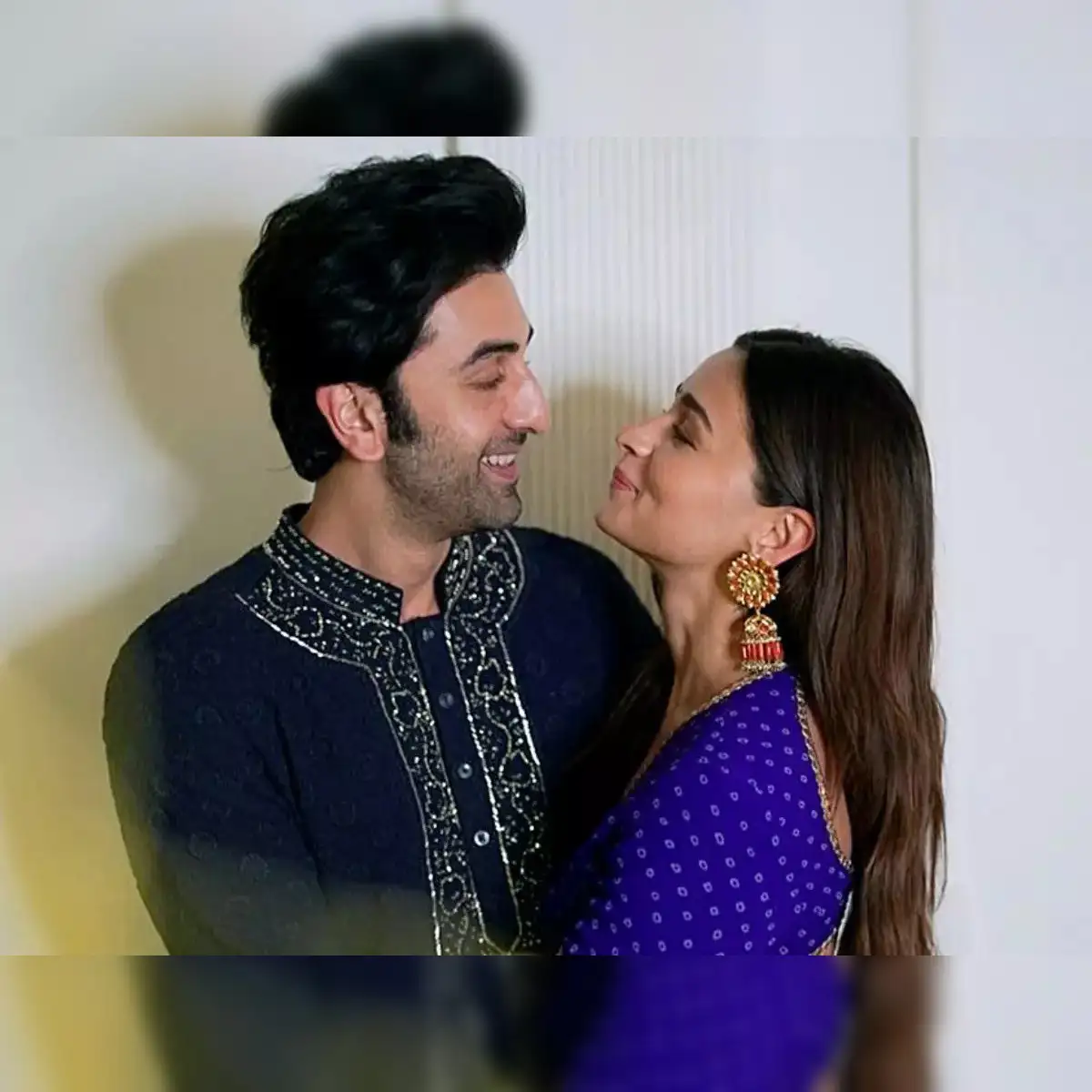 Alia Bhatt, Ranbir Kapoor have been together for 7 years. Actress opens up  on how memes and social media noise affect her marriage - The Economic Times