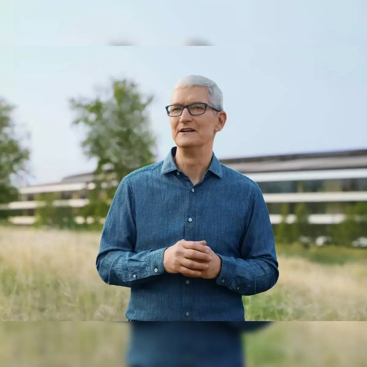 Tim Cook reveals he owns cryptocurrency, but says Apple has no plans to accept  crypto - The Economic Times
