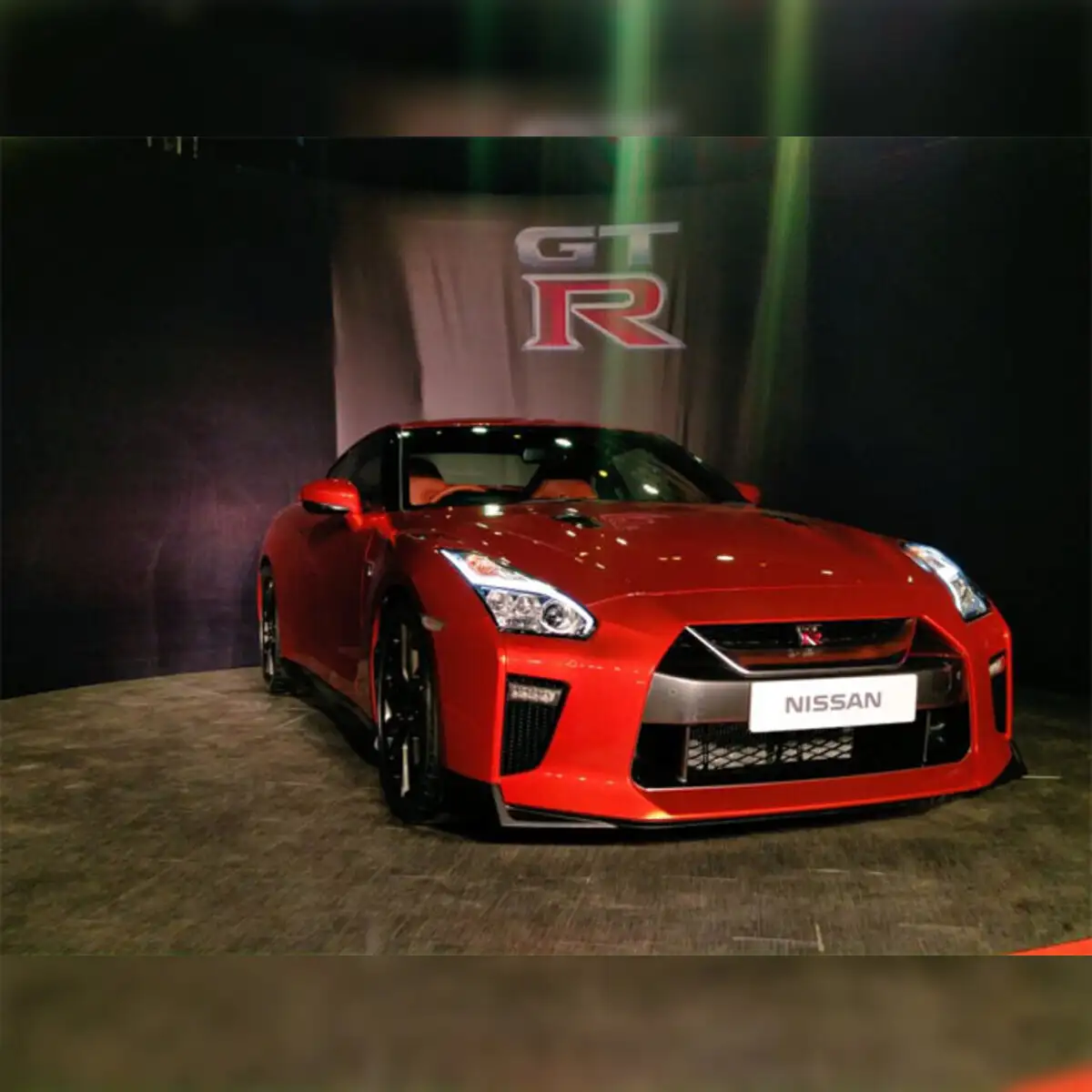 LB★WORKS Nissan GT-R Candy Red MINIGT.com – Welcome to the World of 1:64!