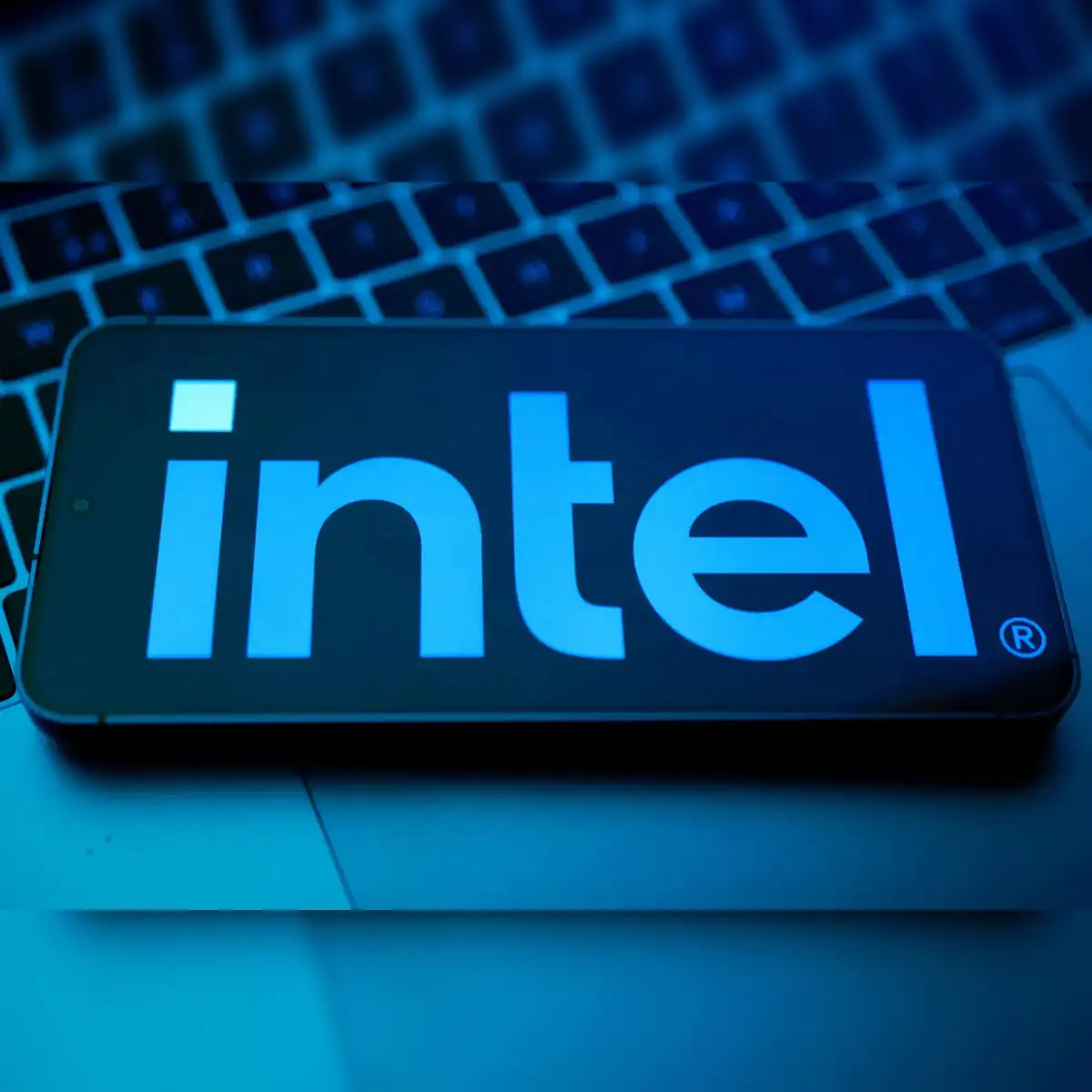 INTC Intel stock today: INTC stock today surges near 52-week highs:  Malaysia expansion, Apple Foundry speculation, and AI optimism are driving  Intel stock up - The Economic Times