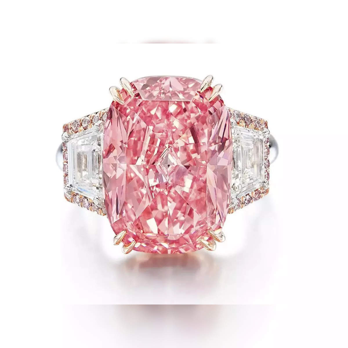 pink diamond sells for 57 7m at hong kong auction sets world record