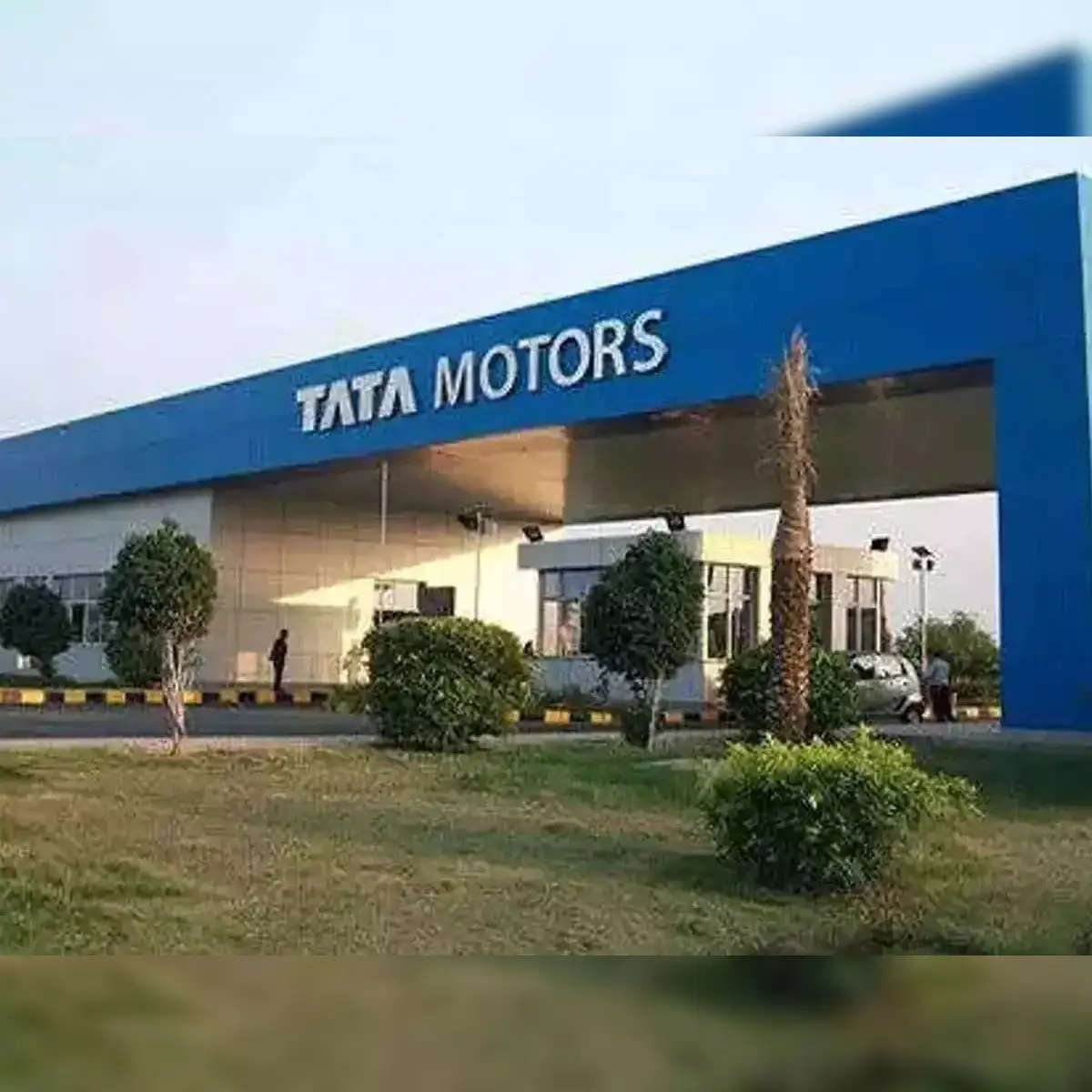 tata motors: Arbitral rules in favour of Tata Motors in Singur plant case,  to get compensation of Rs 766 cr plus interest - The Economic Times