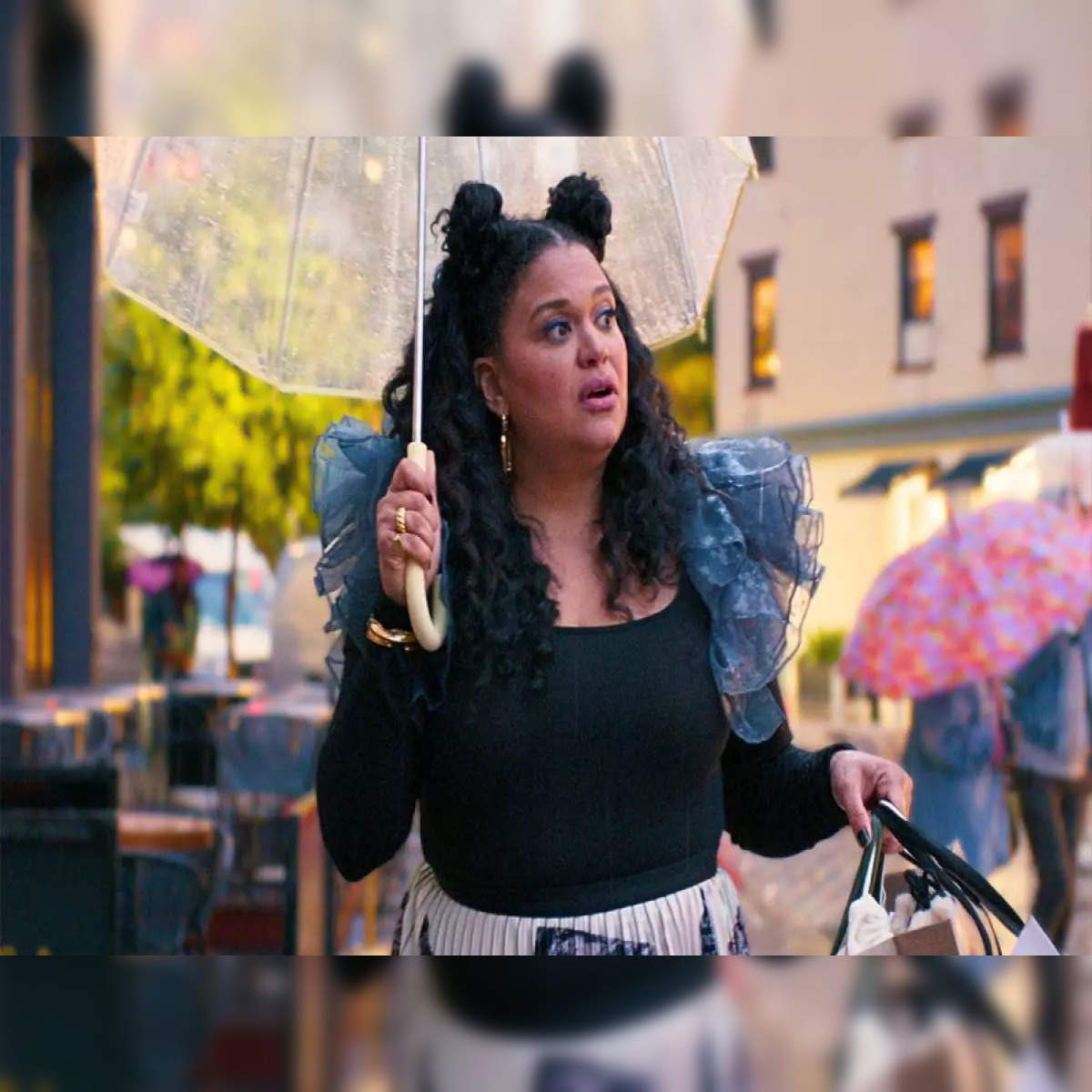 Survival of the Thickest, S1: Michelle Buteau's Hilarious Comedy