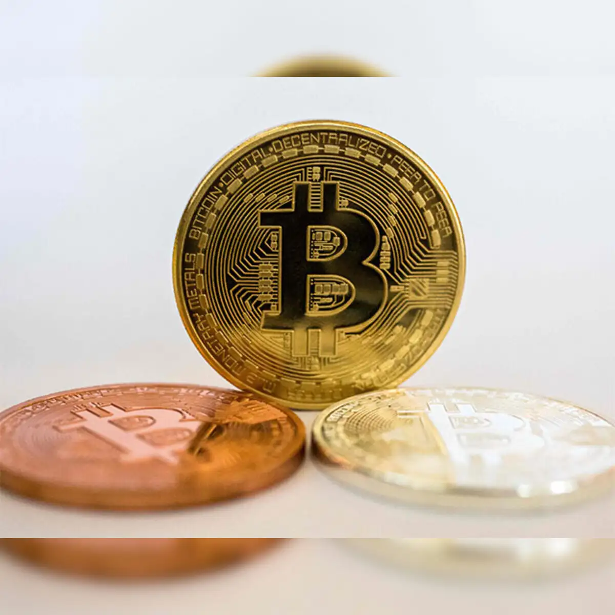 Bitcoin: Bank crackdown takes a toll on Bitcoin trading