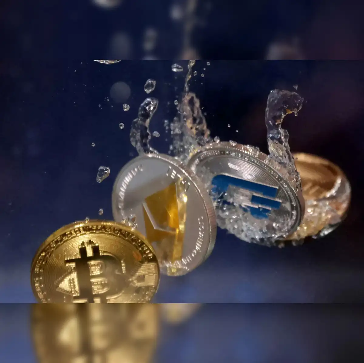 thomson reuters foundation: Cost of crypto: report say U.S. bitcoin as dirty  as 6 million cars - The Economic Times