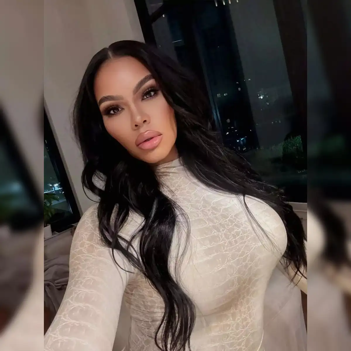 Who is Mia Thornton? What we know about the millionaire businesswoman  stealing TV and furniture - The Economic Times