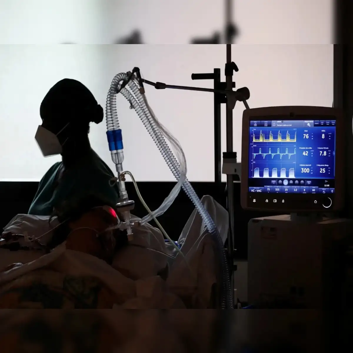 Ventilator shortage overwhelms Islamabad hospitals