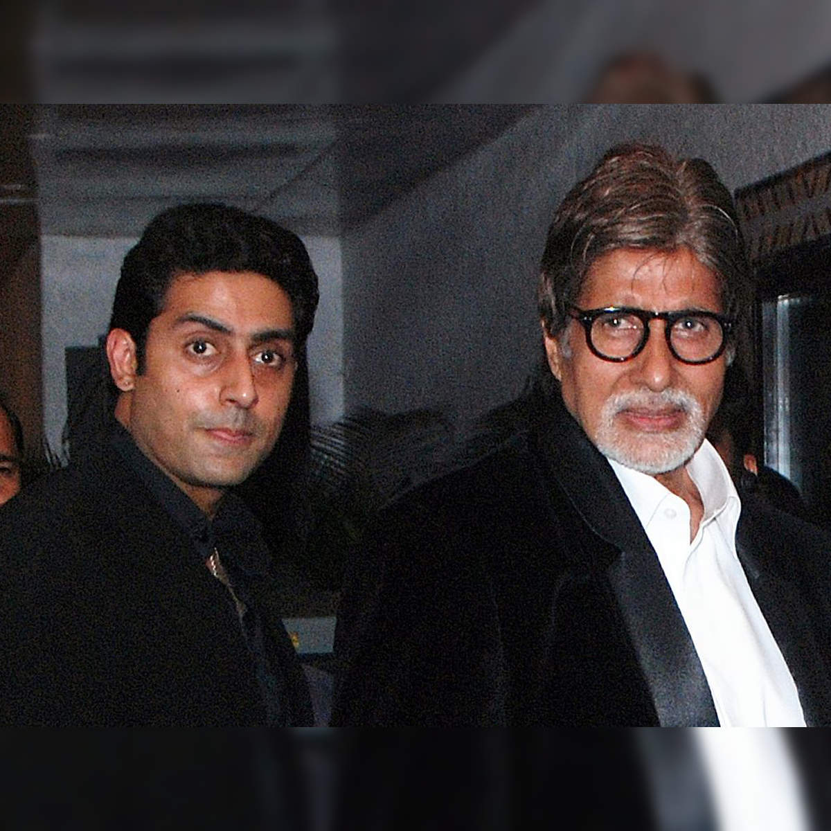 abhishek bachchan: Big B and Abhishek Bachchan suffering from mild cough and fever, but are stable - The Economic Times