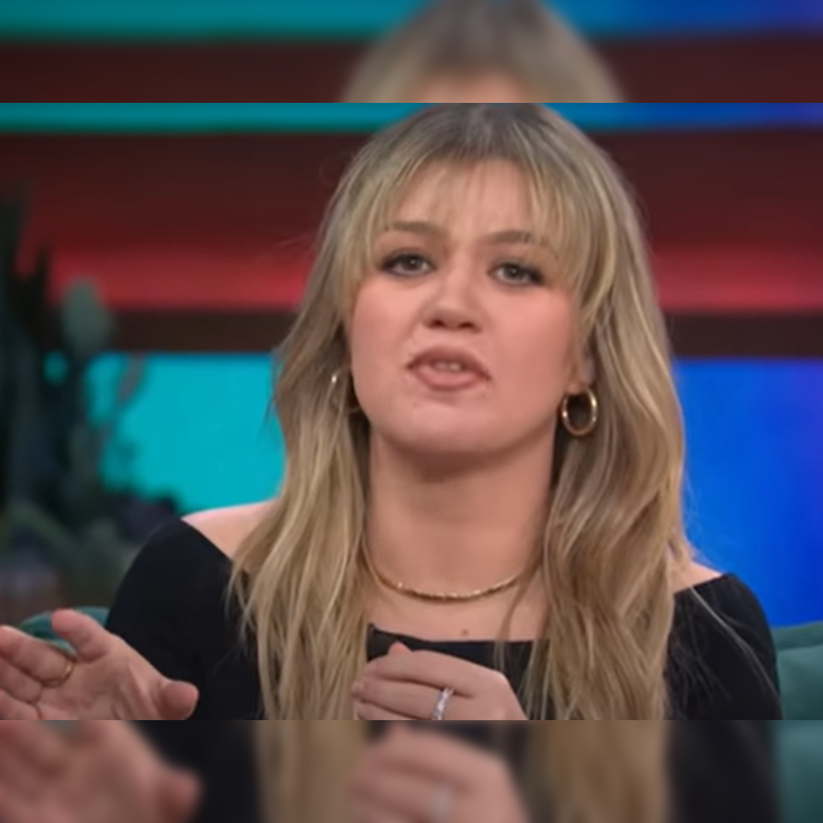 14 photos that show how Kelly Clarkson's style has changed since her  'American Idol' days