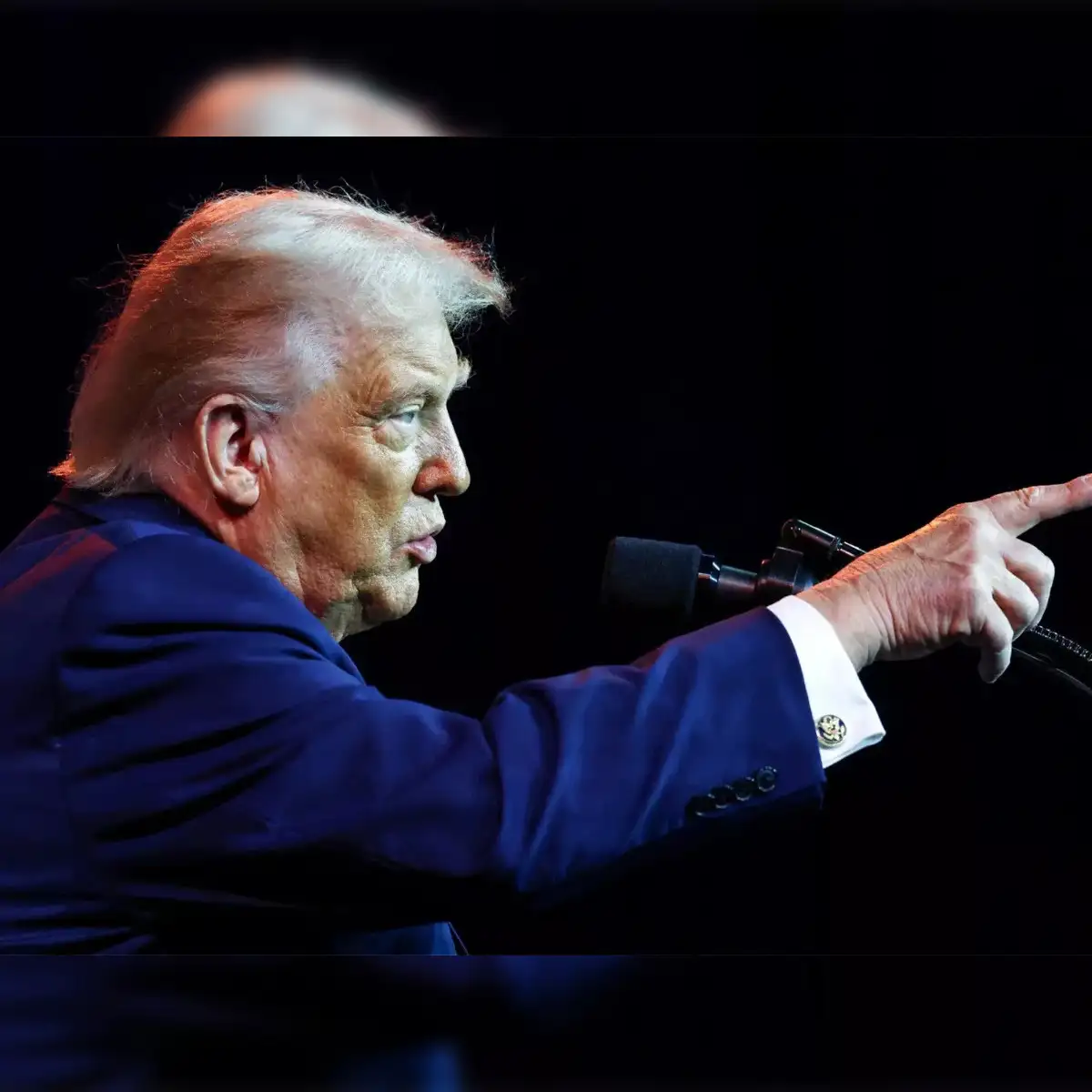 Trump suing JPMorgan: Trump says he is suing JPMorgan over “fake” Wall  Street Journal report - The Economic Times