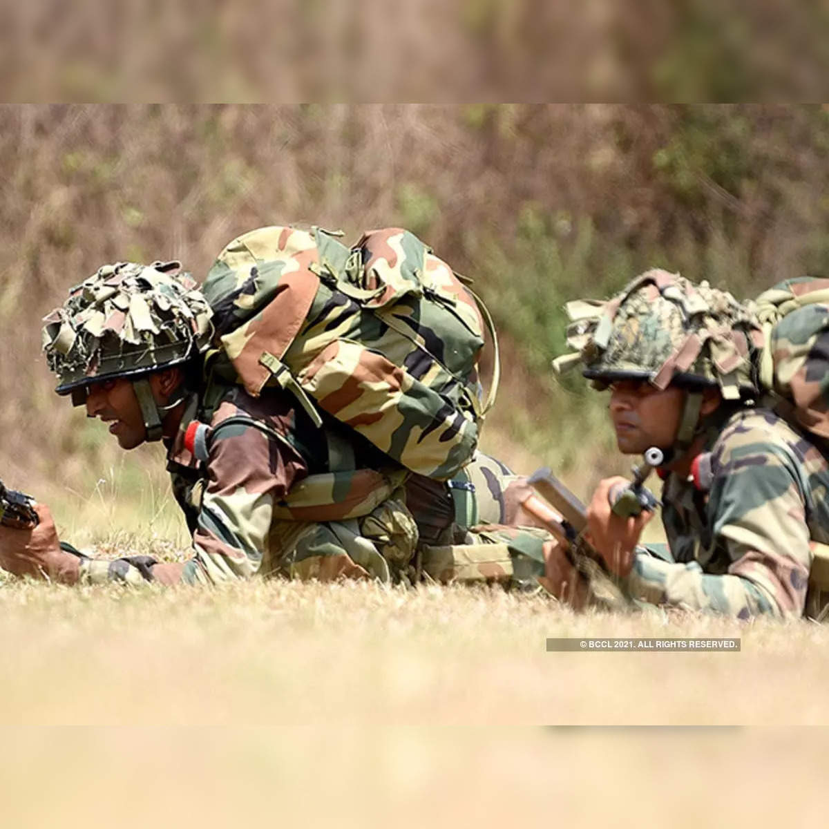 Army to adopt new combat fatigues next year
