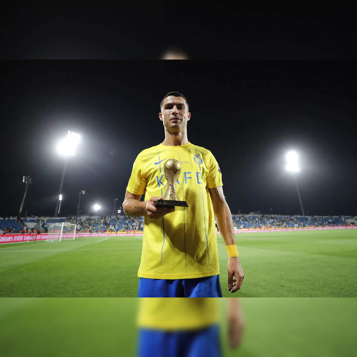 Download Superstar Cristiano Ronaldo Cool Juggling Pose Wallpaper |  Wallpapers.com