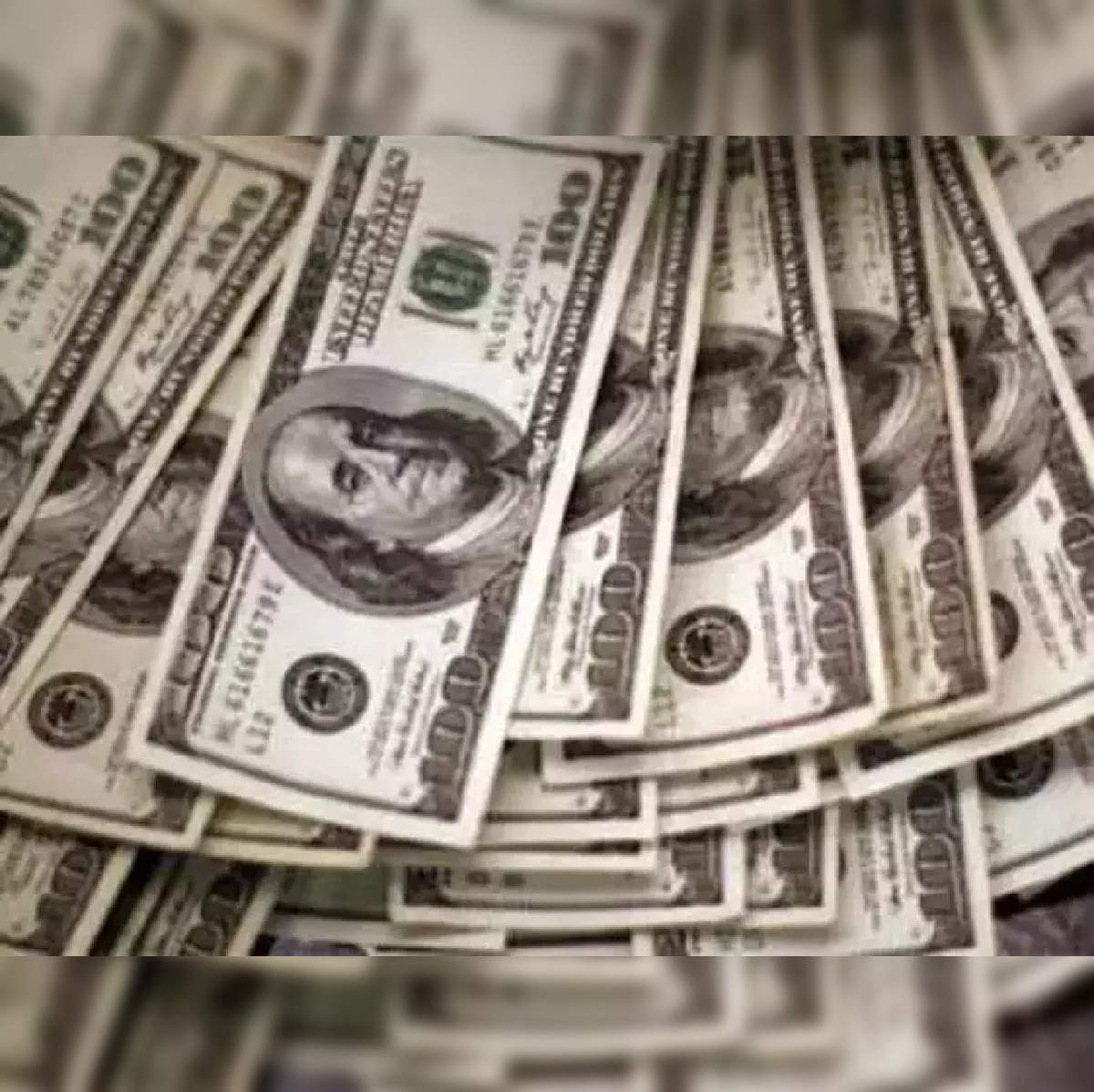 U.S. dollar exchange rate keeps slightly weakening Sunday - EgyptToday