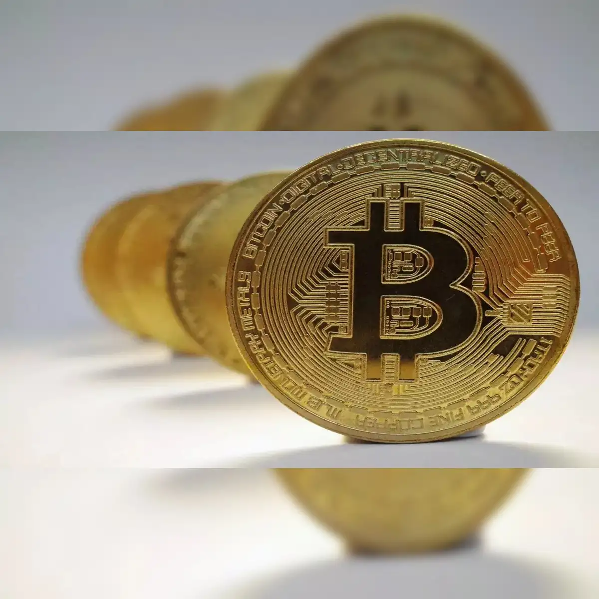 Bitcoin miner: Bitcoin miner Riot Platforms raises stake in rival Bitfarms  to 18.9% - The Economic Times