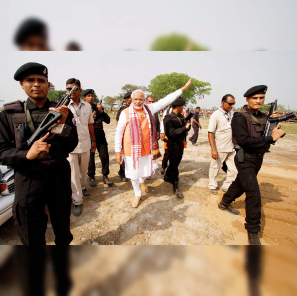 Accessible' Modi snubs SPG guard at govt function