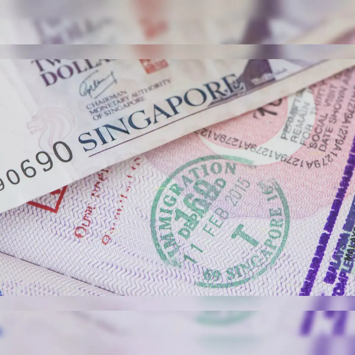 NRI woman earns Rs 1.35 crore from mutual funds, pays zero tax in India,  gets income tax notice: How India-Singapore DTAA saved her - The Economic  Times