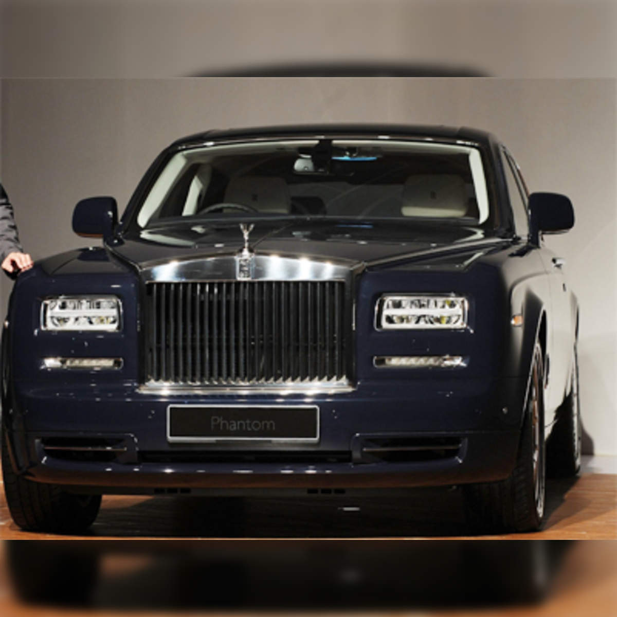 Rolls-Royce Phantom Price in Delhi