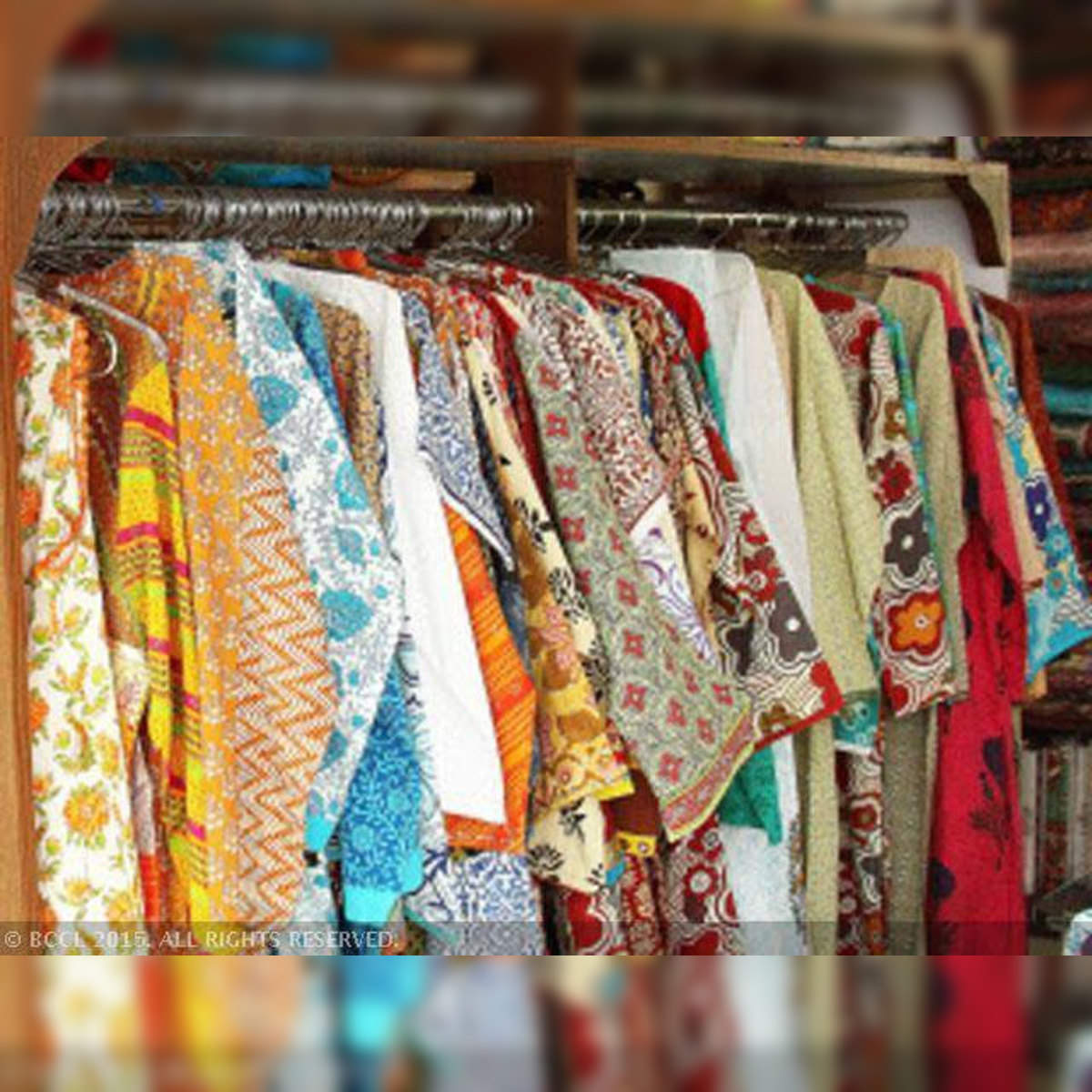 Women's ethnic wear tailors growth - The Economic Times
