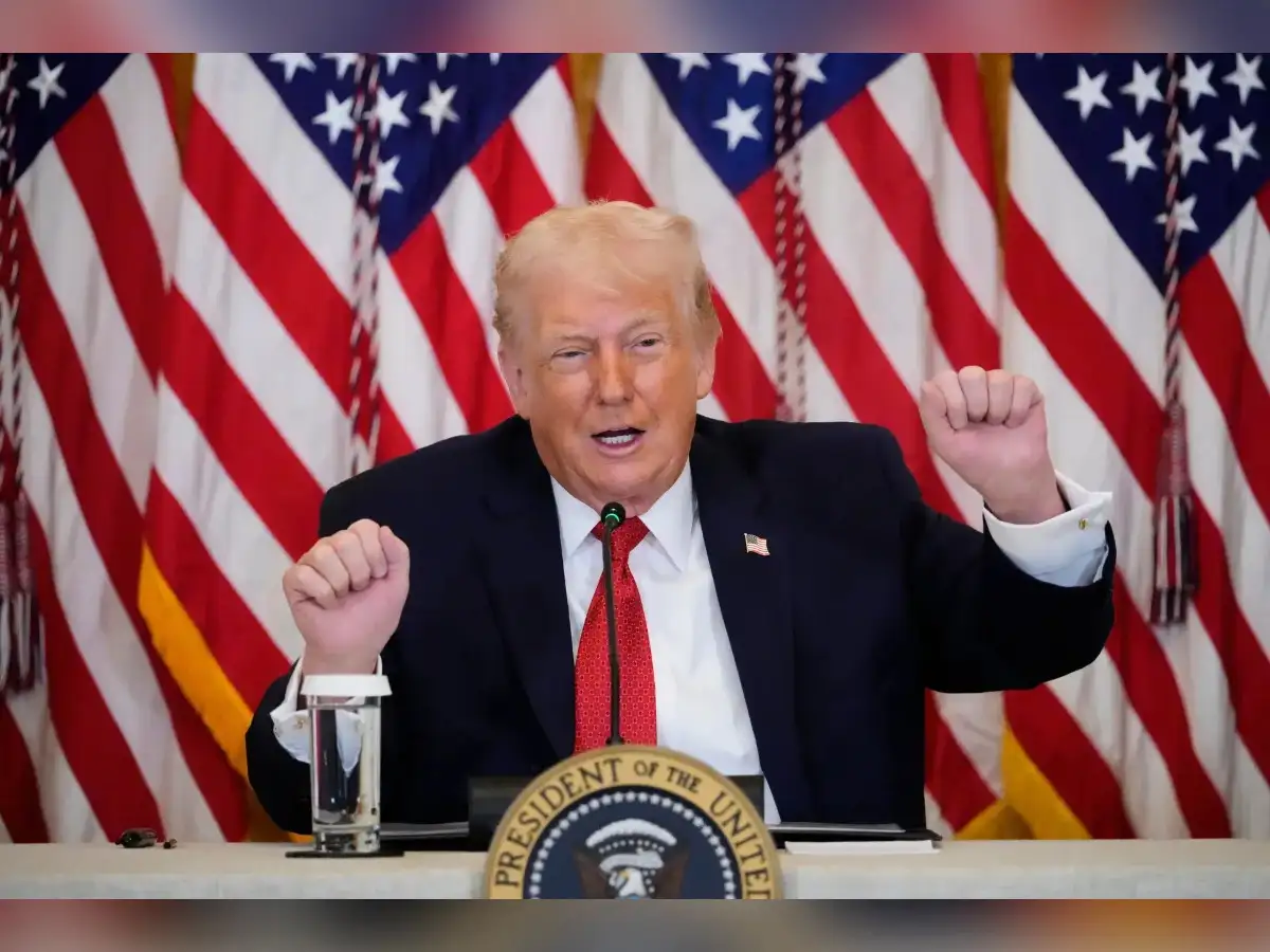 Trump tariffs on Europe: Trump announces 10% tariffs, rising to 25%, on  European nations over Greenland deal push - The Economic Times