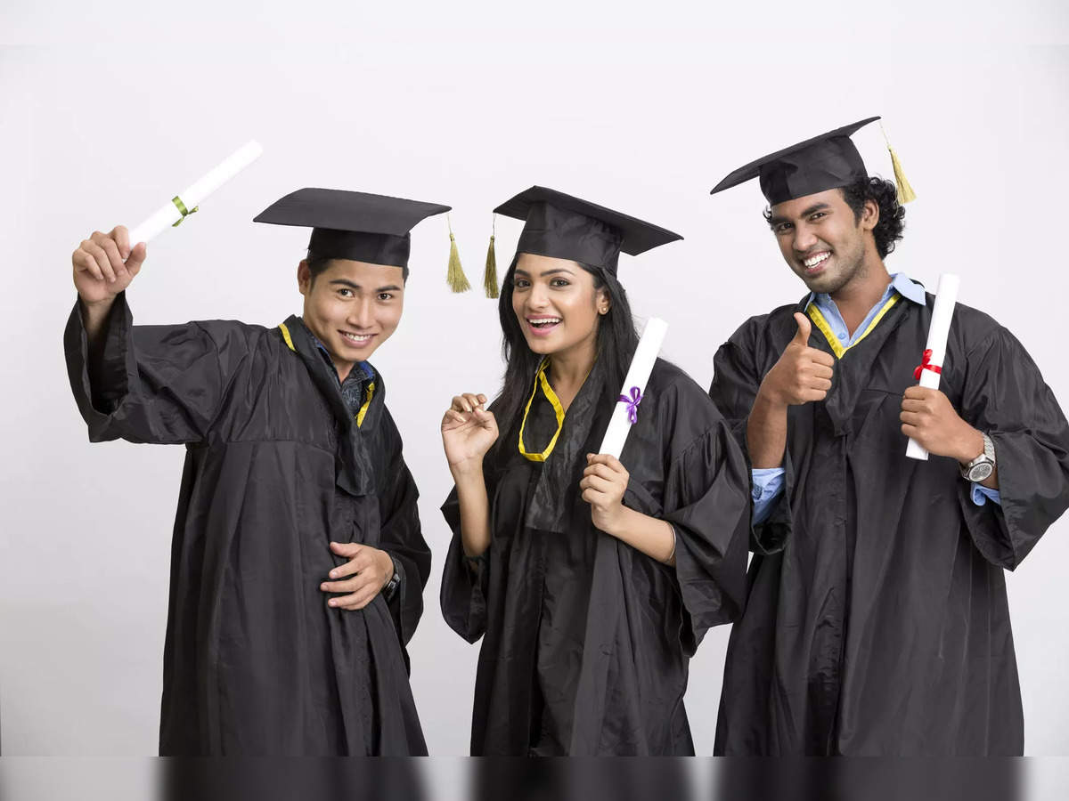 Graduate india Stock Photos, Royalty Free Graduate india Images |  Depositphotos