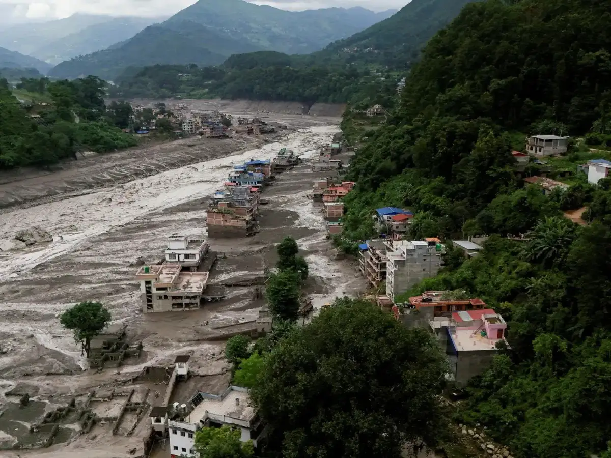 indian-embassy-in-china-sets-up-helplines-for-indians-stranded-in-tibet