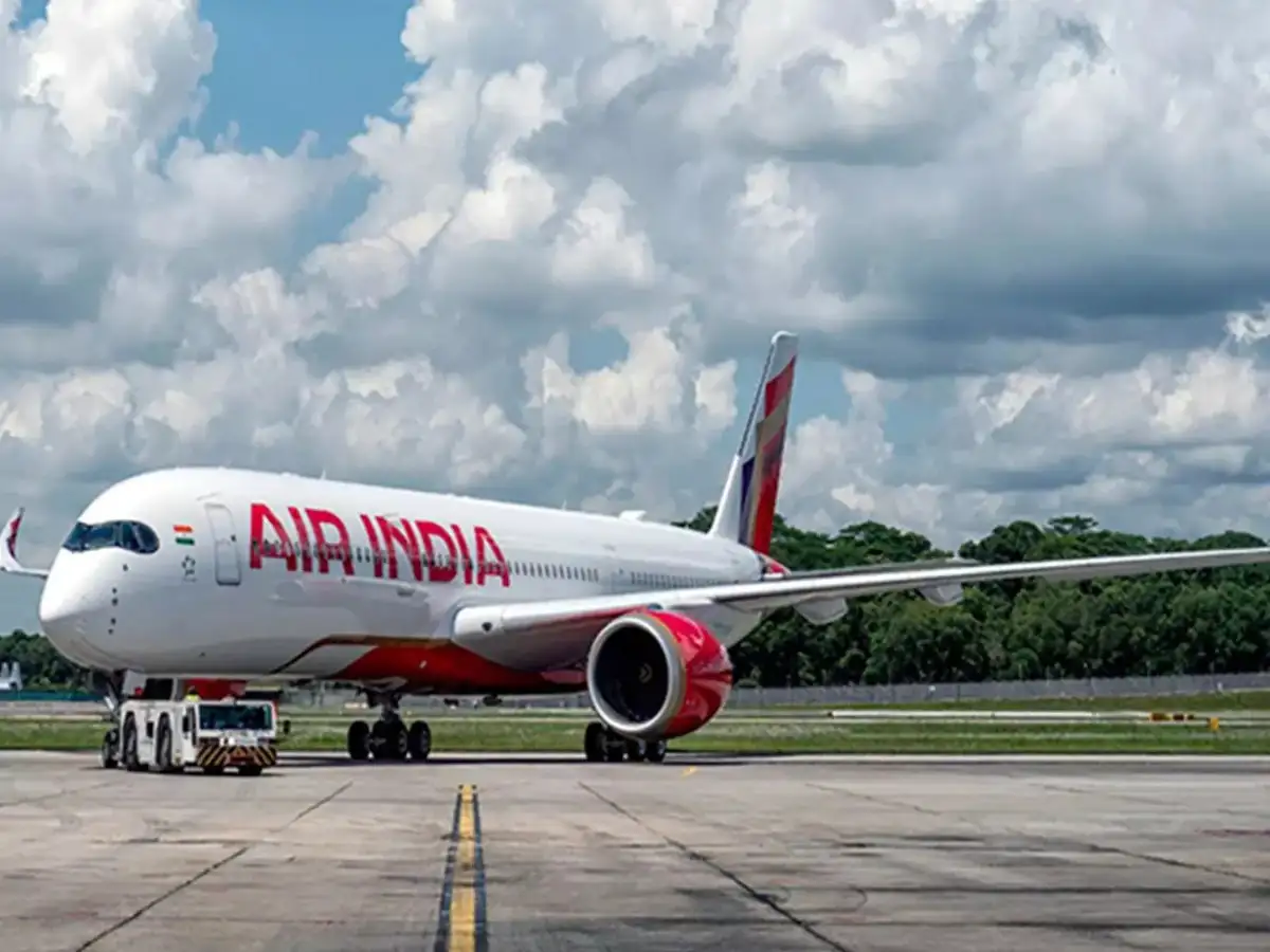 Air India operates relief flights to Jeddah, Dubai amid Middle East crisis  m.economictimes.com