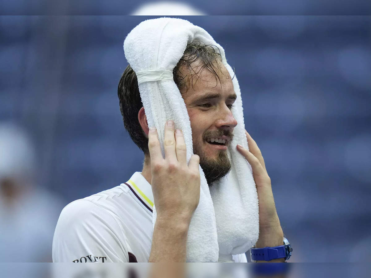 tennis Daniil Medvedev beats the heat and Rublev to reach US Open semis