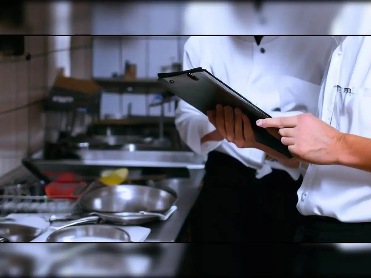Restaurants tighten supply chains, hygiene standards amid crackdown - The Economic Times