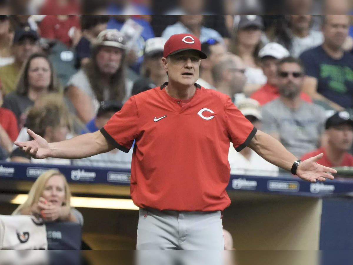 Cincinnati Reds extend manager David Bell's contract for three