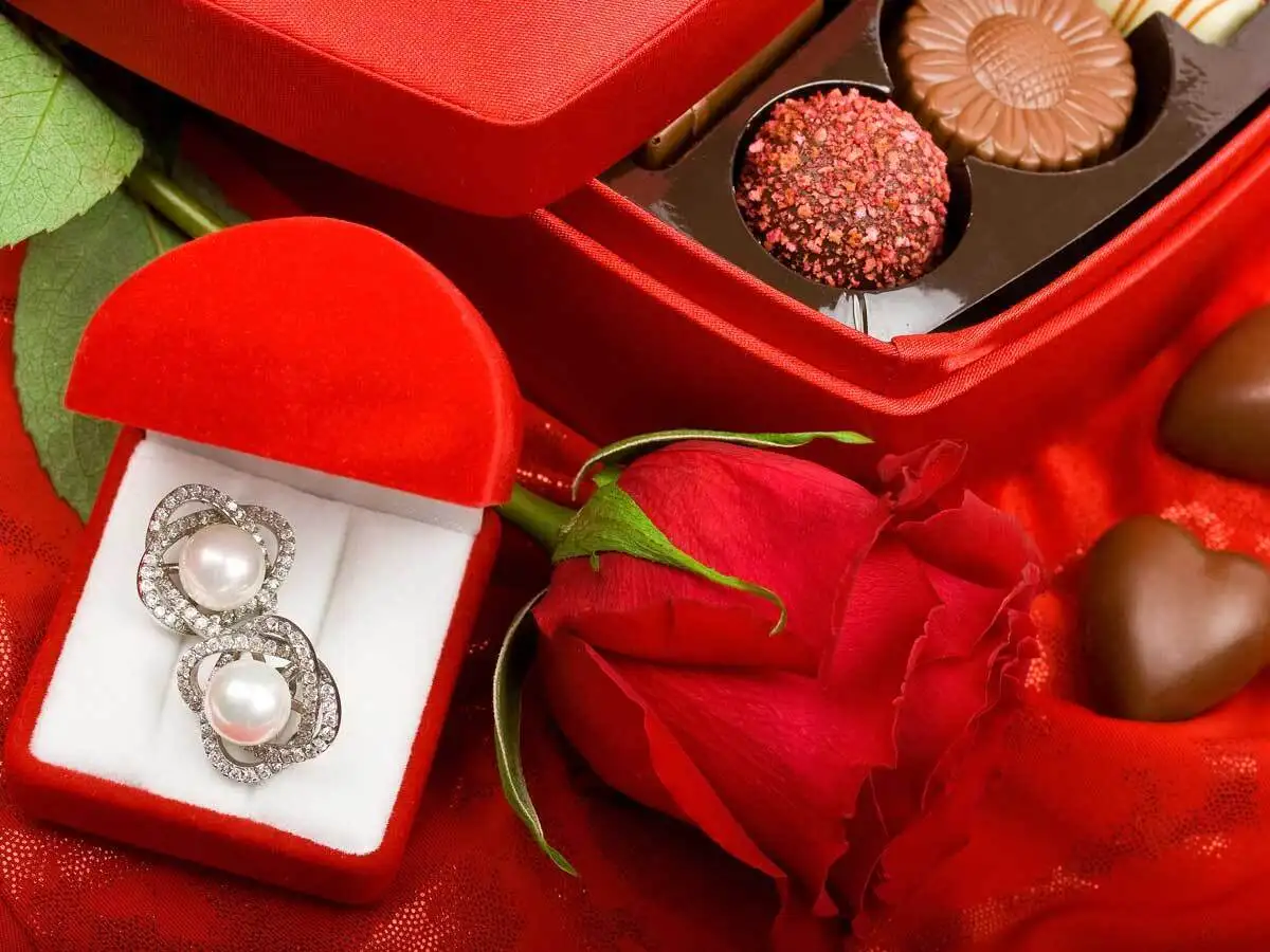 Valentine Gift Kerala - Create A Lasting Memory This Valentine S Day